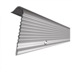 Nariz Grada de Aluminio Plata 1,48mt Holztek